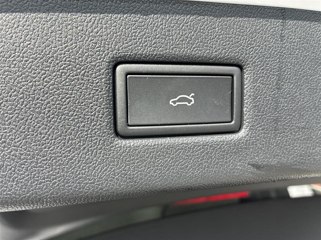 Ford Explorer EL UR Premium RWD 286HK 5d Aut. - Image 21