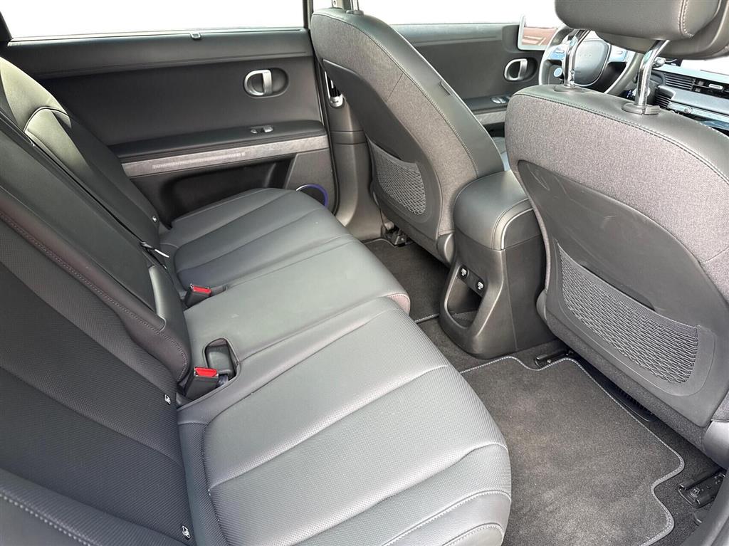 Hyundai Ioniq 5 Electric 77,4 kWh Ultimate 4WD 325HK 5d Aut. - Image 12