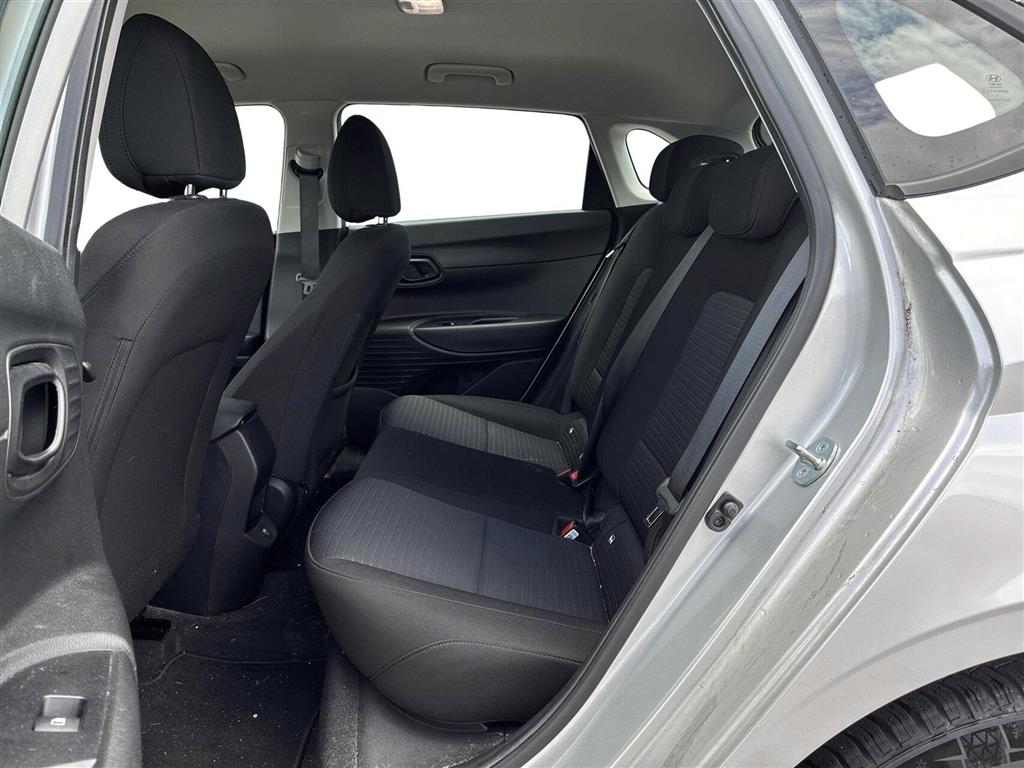 Hyundai i20 1,0 T-GDI Essential Komfort DCT 100HK 5d 7g Aut. - Image 9