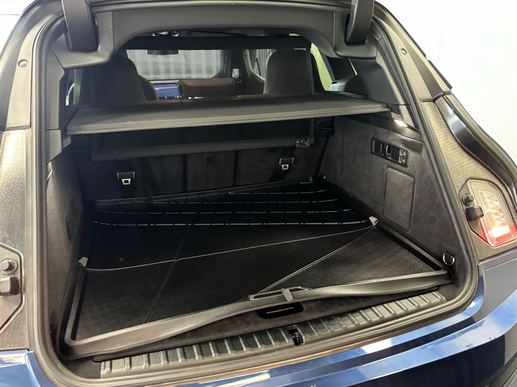 BMW iX 50 EL XDrive 523HK 5d Aut. - Image 10