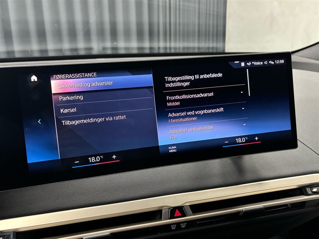 BMW iX 50 EL XDrive 523HK 5d Aut. - Image 32