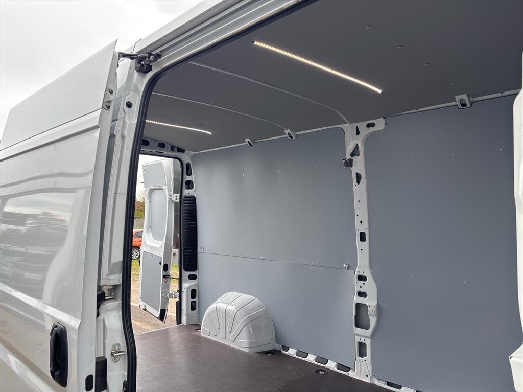 Opel Movano-e 35H L3H2 EL 279HK Van Aut. - Image 5
