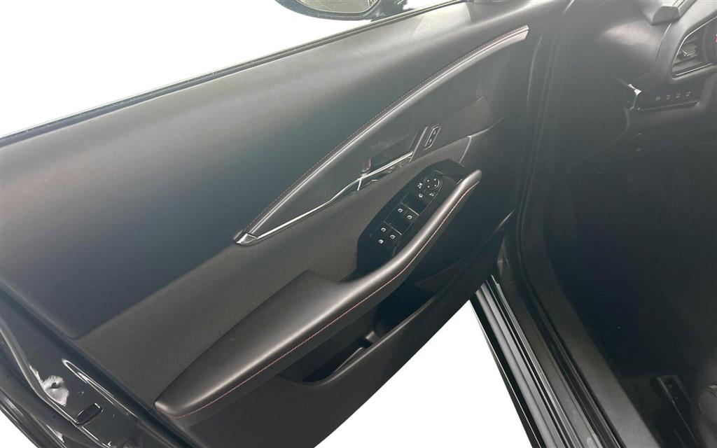 Mazda CX-30 2,5 e-Skyactiv-G Mild hybrid Homura 140HK 5d 6g Aut. - Image 15
