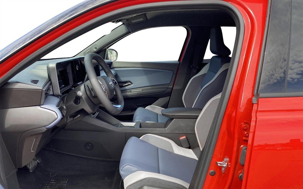 Nissan Micra EL Evolve 52kWh 150HK 5d Aut. - Image 9