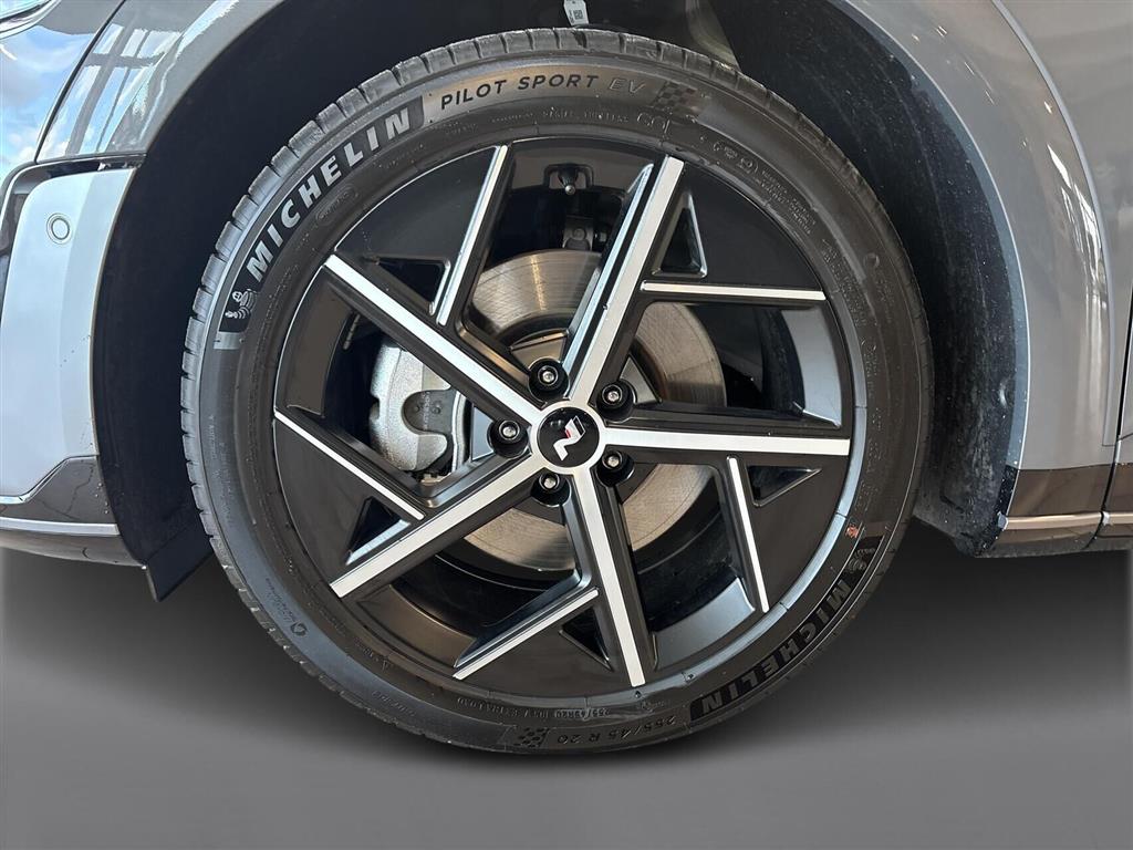Hyundai Ioniq 5 Electric 84 kWh N-line+ 229HK 5d Aut. - Image 18