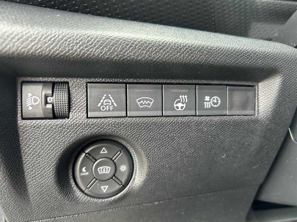 Citroën e-C4 EL Shine 136HK 5d Aut. - Image 14