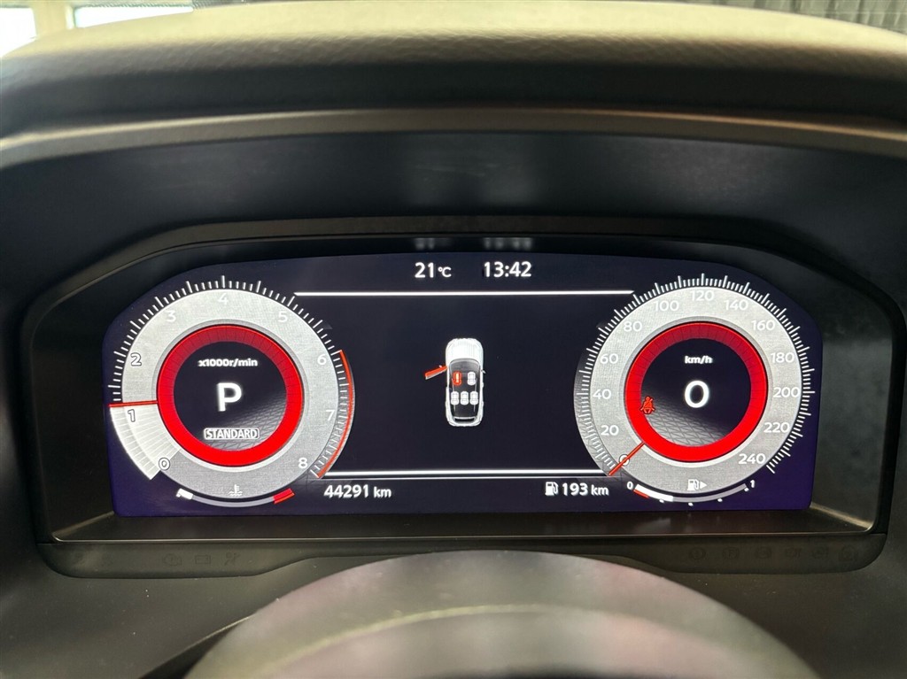 Nissan Qashqai 1,3 MHEV Mild hybrid Tekna+ X-Tronic 158HK 5d 7g Aut. - Image 16