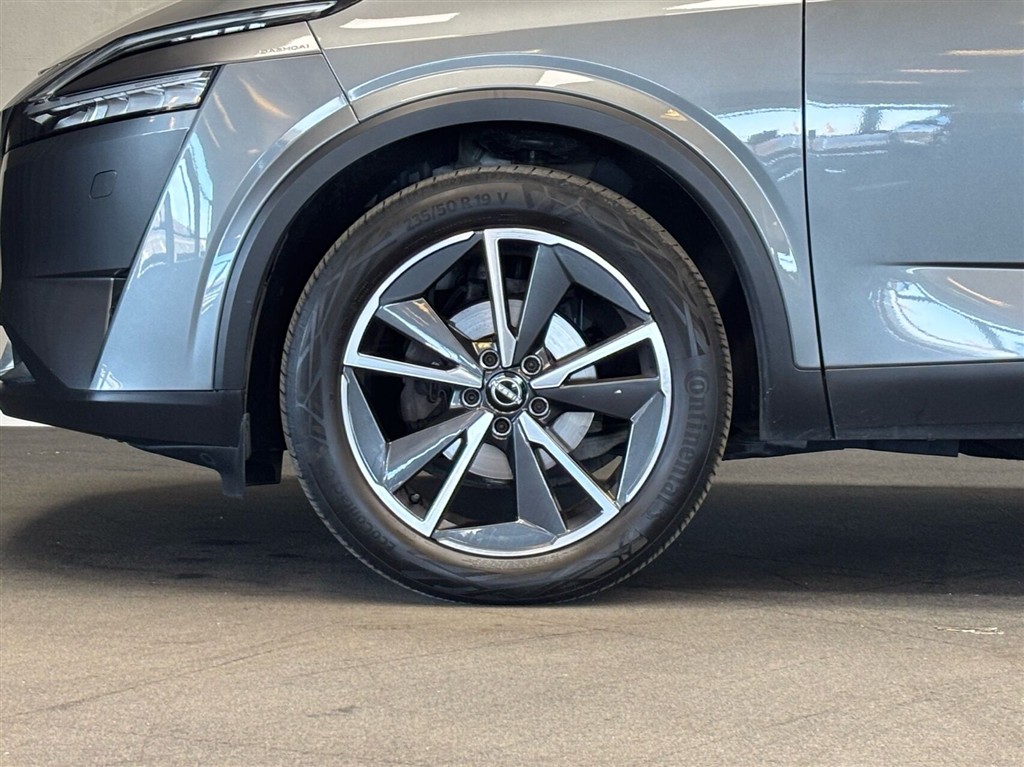Nissan Qashqai 1,3 MHEV Mild hybrid Tekna+ X-Tronic 158HK 5d 7g Aut. - Image 4