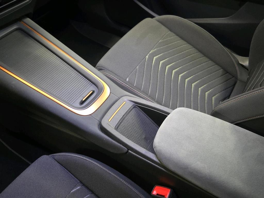 Cupra Born EL High 204HK 5d Aut. - Image 14
