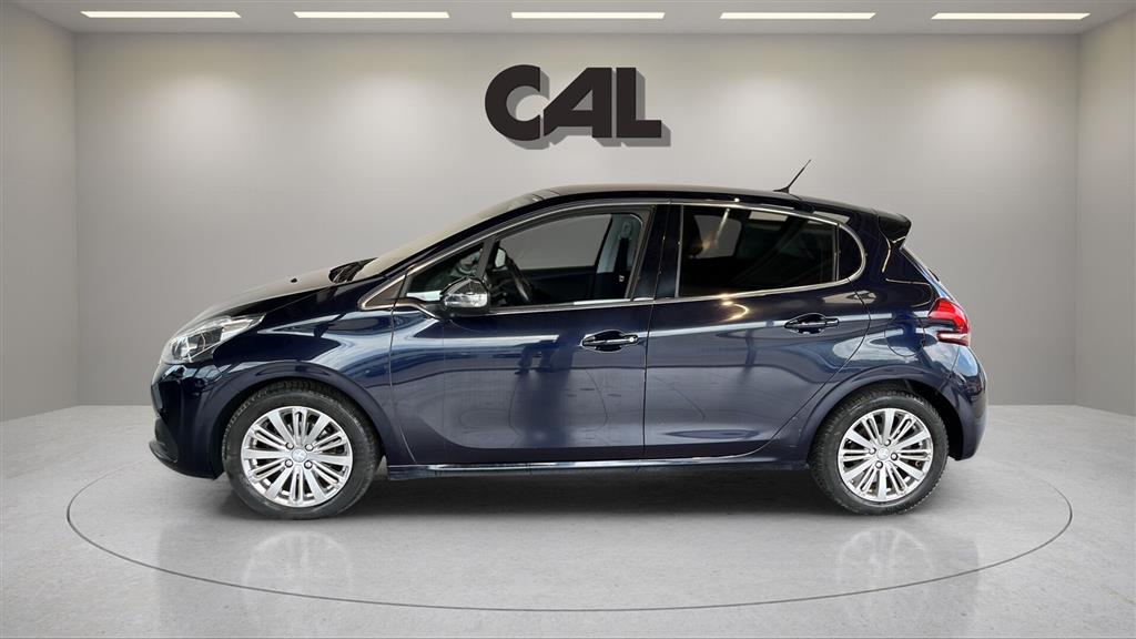 Peugeot 208 1,5 BlueHDi Prestige 100HK 5d - Image 2