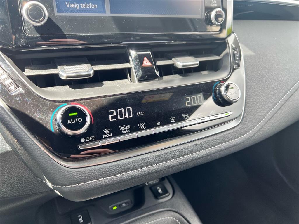 Toyota Corolla Touring Sports 1,8 Hybrid H3 Premium E-CVT 122HK Stc Trinl. Gear - Image 21