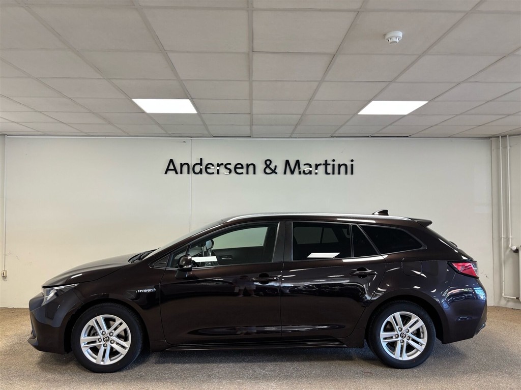 Toyota Corolla Touring Sports 1,8 Hybrid Active Smart E-CVT 122HK Stc Trinl. Gear - Image 2