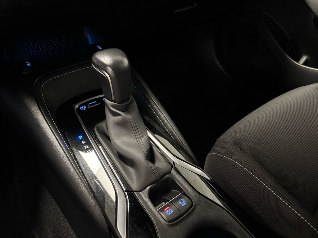 Toyota Corolla Touring Sports 1,8 Hybrid Active Smart E-CVT 122HK Stc Trinl. Gear - Image 20