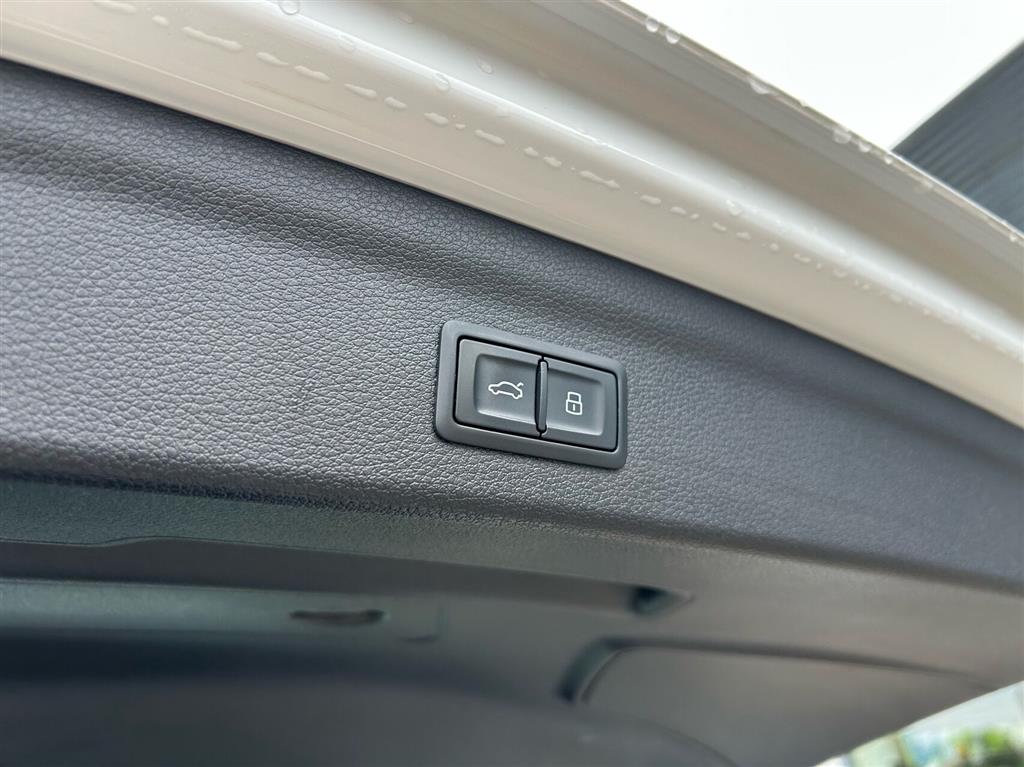 Audi Q3 1,4 45 TFSI e Plugin-hybrid Attitude Plus S Tronic 245HK 5d 6g Aut. - Image 9