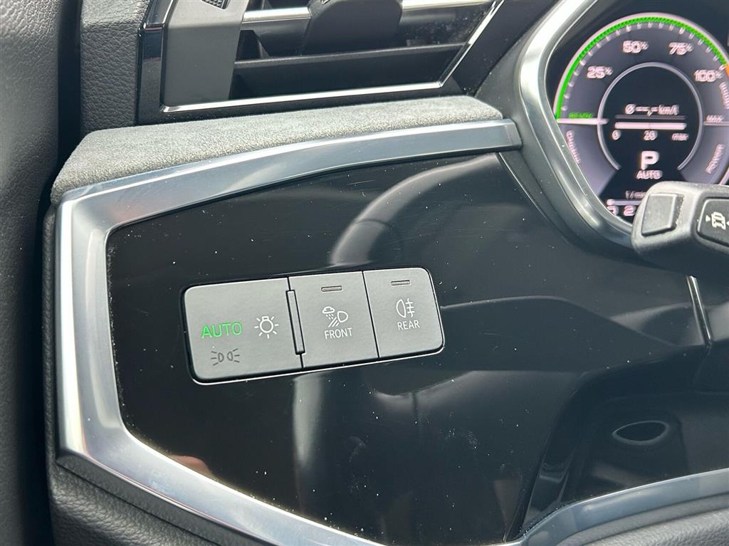 Audi Q3 1,4 45 TFSI e Plugin-hybrid Attitude Plus S Tronic 245HK 5d 6g Aut. - Image 20