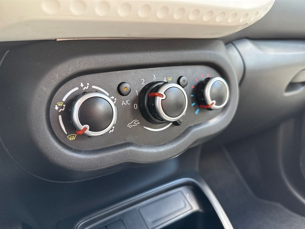 Renault Twingo 1,0 Sce Zen 75HK 5d - Image 15
