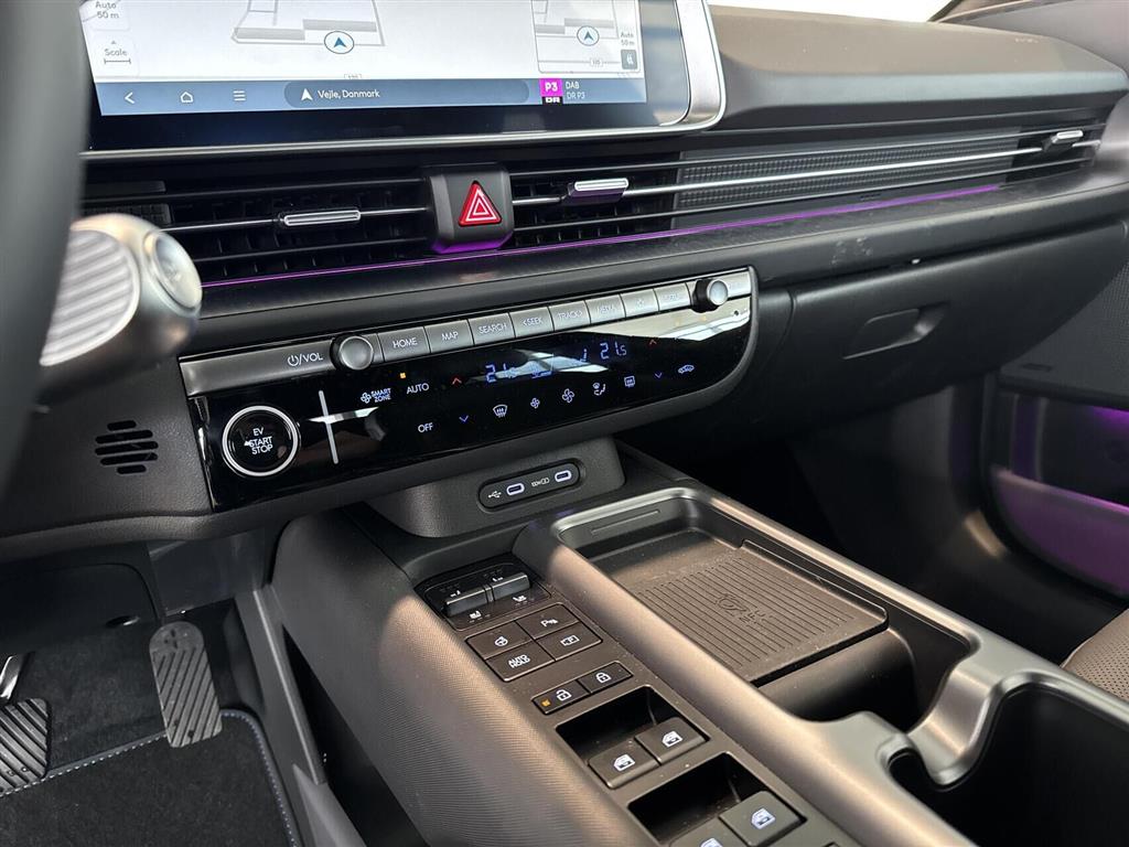 Hyundai Ioniq 6 Electric 84 kWh Ultimate 229HK Aut. - Image 9
