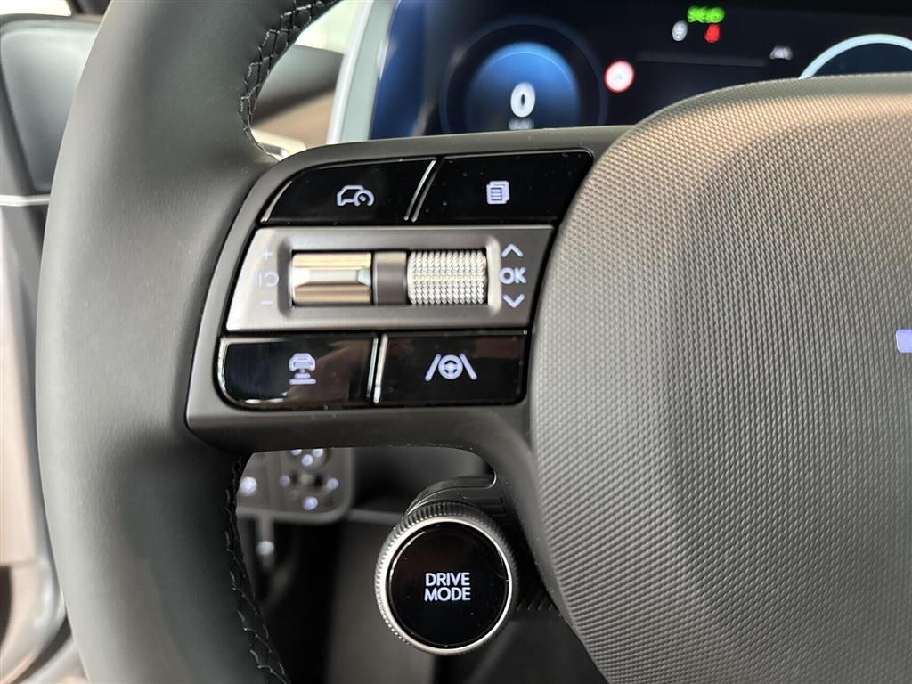 Hyundai Ioniq 6 Electric 84 kWh Ultimate 229HK Aut. - Image 11