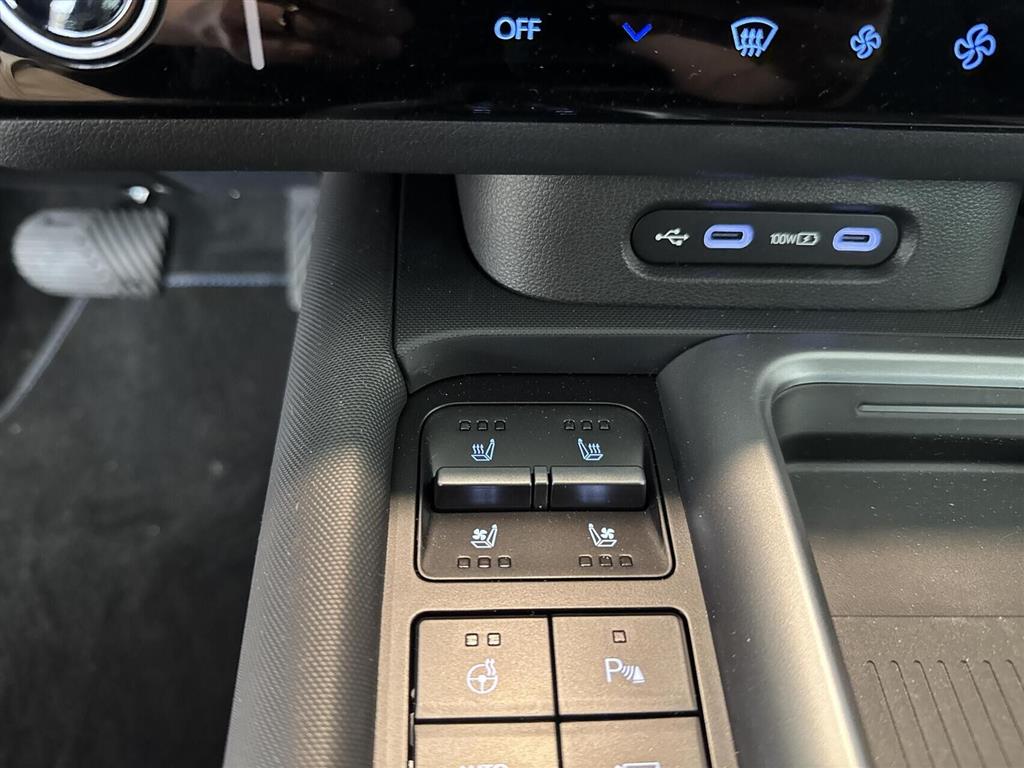 Hyundai Ioniq 6 Electric 84 kWh Ultimate 229HK Aut. - Image 14