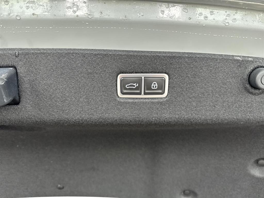 Hyundai Ioniq 6 Electric 84 kWh Ultimate 229HK Aut. - Image 20