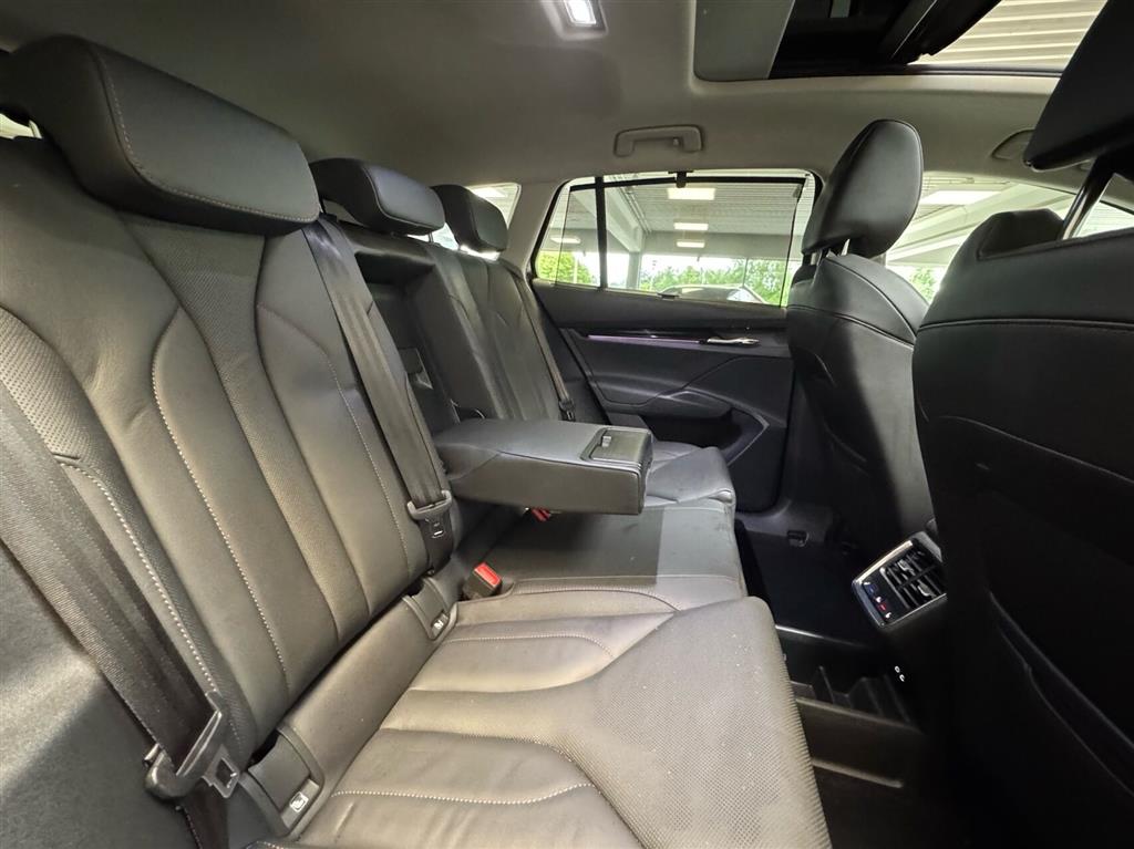 Skoda Enyaq 80 iV Selection Suite 204HK 5d Aut. - Image 12