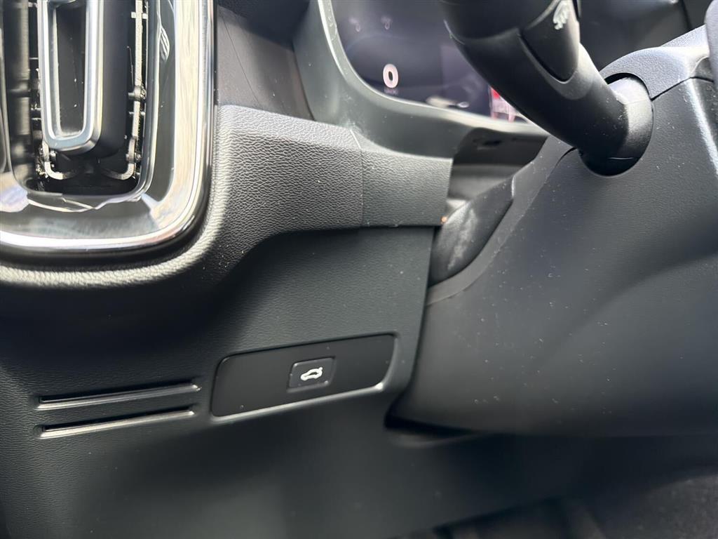 Volvo C40 Recharge Extended Range Plus 252HK 5d Aut. - Image 24