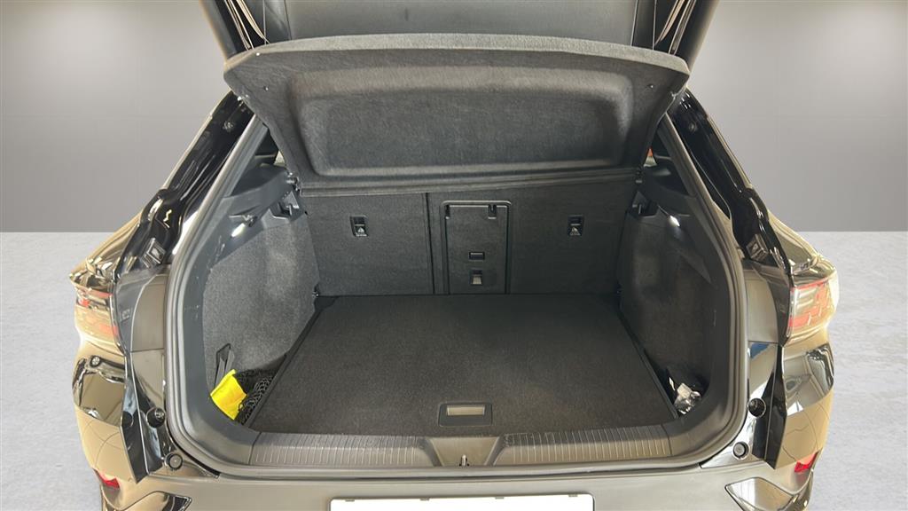 VW ID.4 EL Pro 174HK 5d Aut. - Image 8