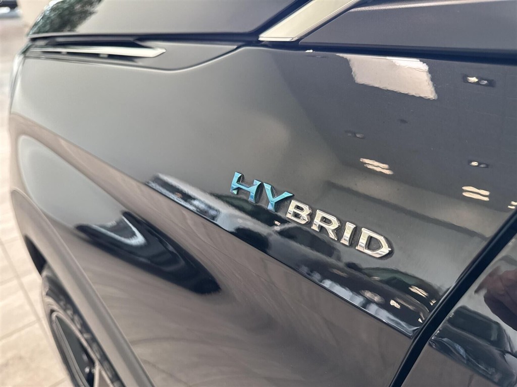 Peugeot 3008 1,6 PureTech Plugin-hybrid First Selection EAT8 225HK 5d 8g Aut. - Image 12