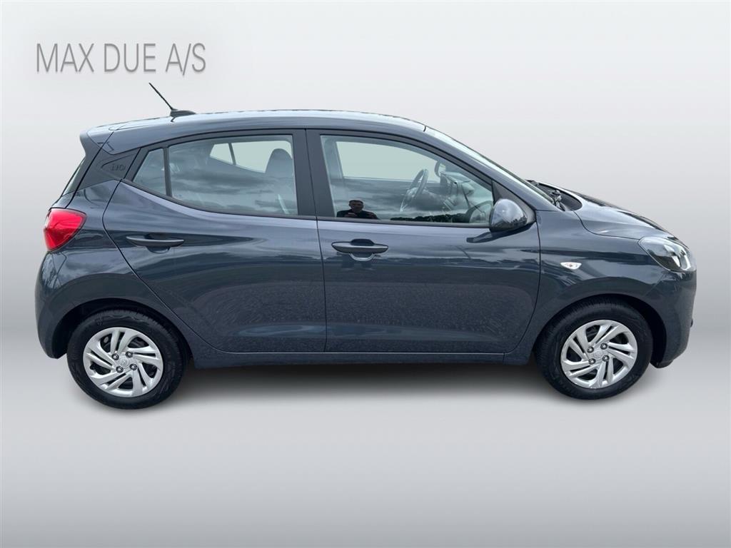Hyundai i10 1,0 Advanced 67HK 5d - Image 4