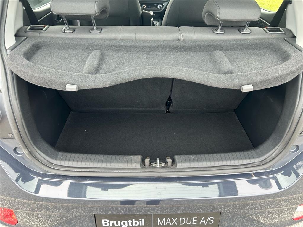 Hyundai i10 1,0 Advanced 67HK 5d - Image 9