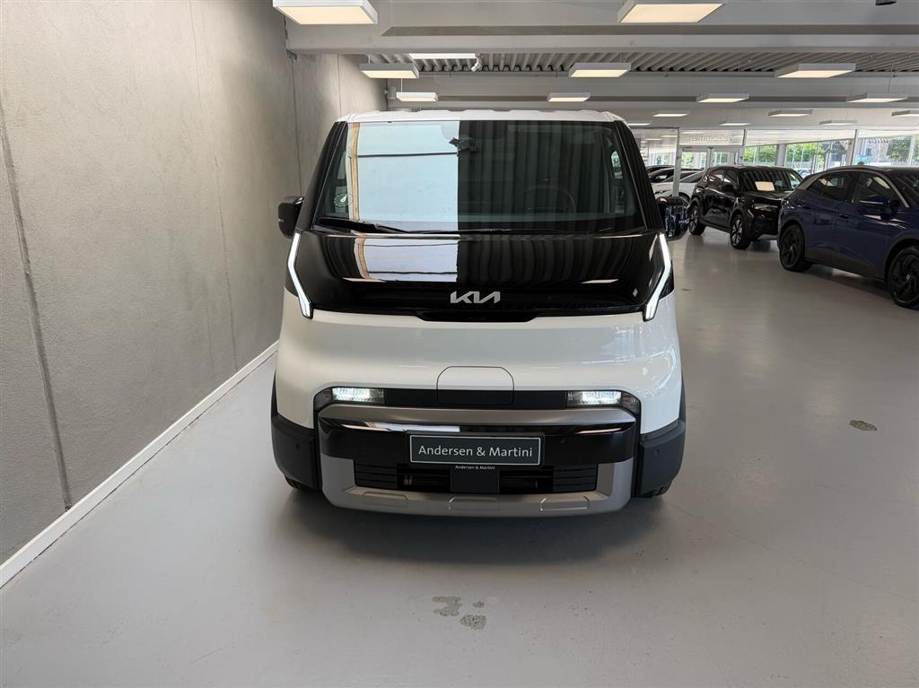 Kia PV5 Cargo L2H1 EL Long Range Work Pro 163HK Van Aut. - Image 3