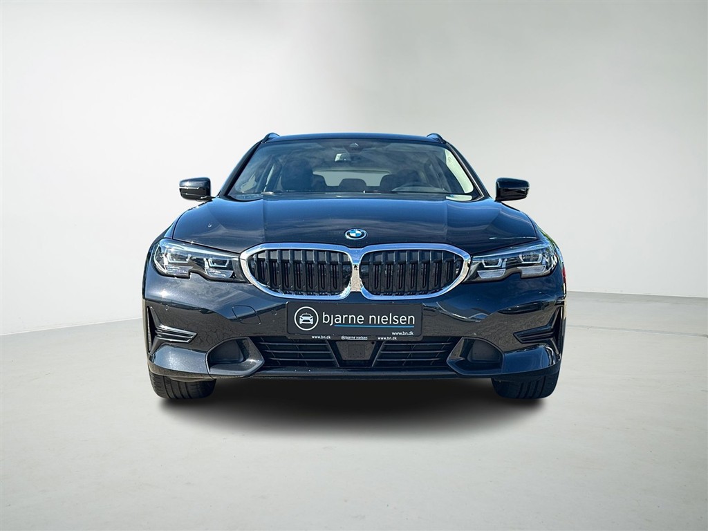 BMW 330e Touring 2,0 Plugin-hybrid Sport Line Steptronic 292HK Stc 8g Aut. - Image 8