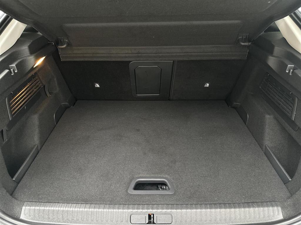 Citroën e-C4 EL Shine 136HK 5d Aut. - Image 13