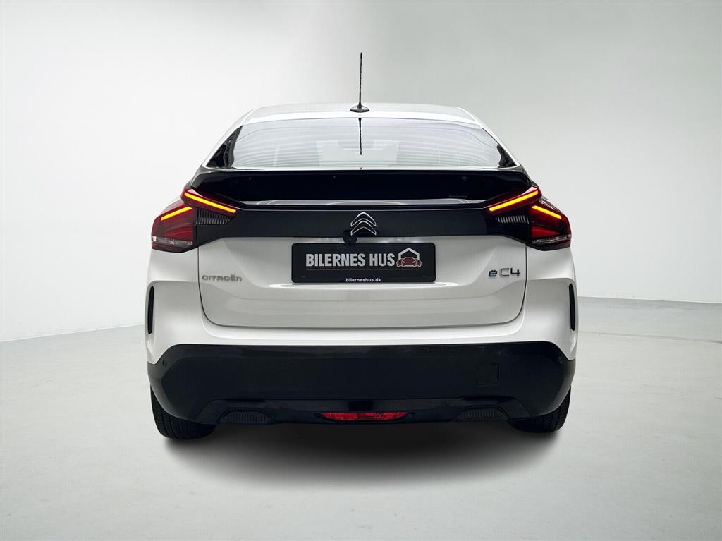 Citroën e-C4 EL Shine 136HK 5d Aut. - Image 8