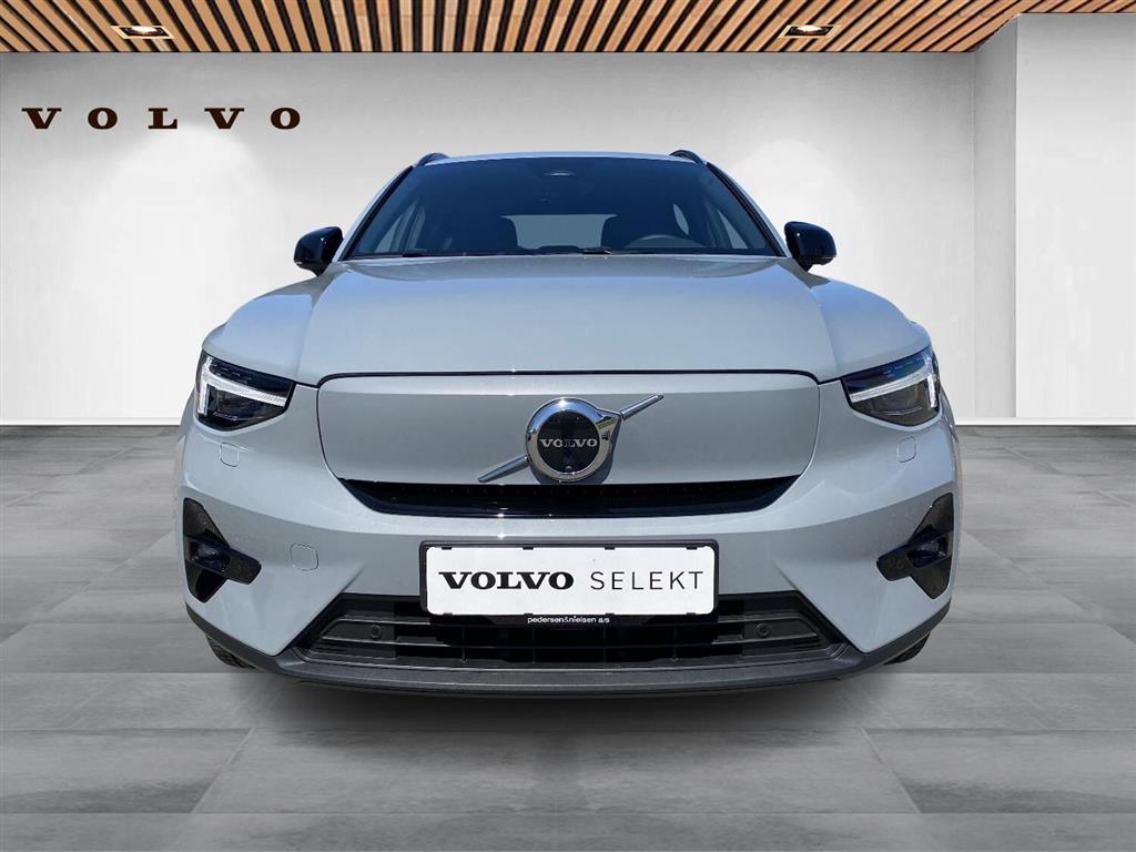 Volvo EX40 Single Motor Extended Range Plus 252HK 5d Aut. - Image 28