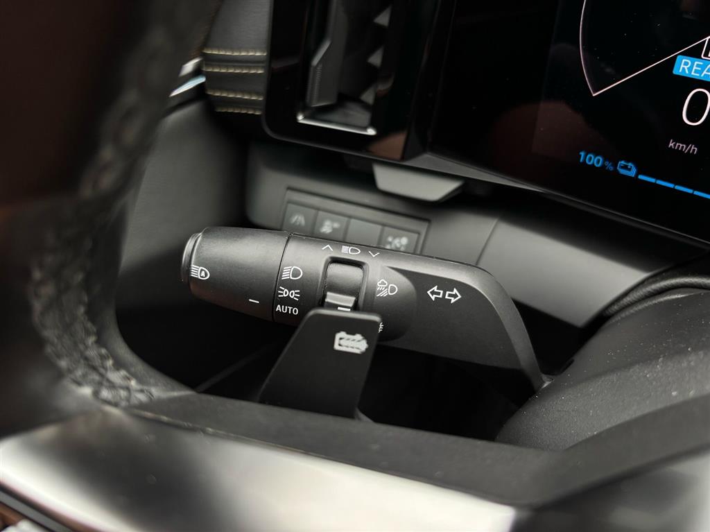 Renault Mégane E-TECH Iconic 220HK 5d Aut. - Image 19