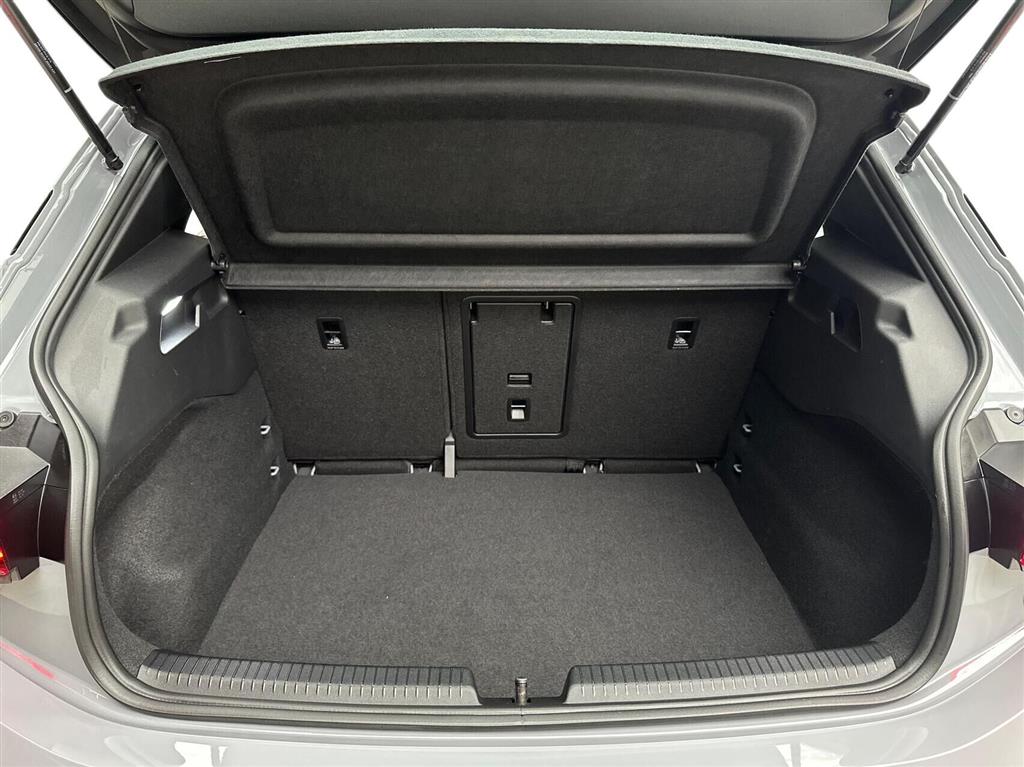 Cupra Born EL Dinamica Pack High 204HK 5d Aut. - Image 13