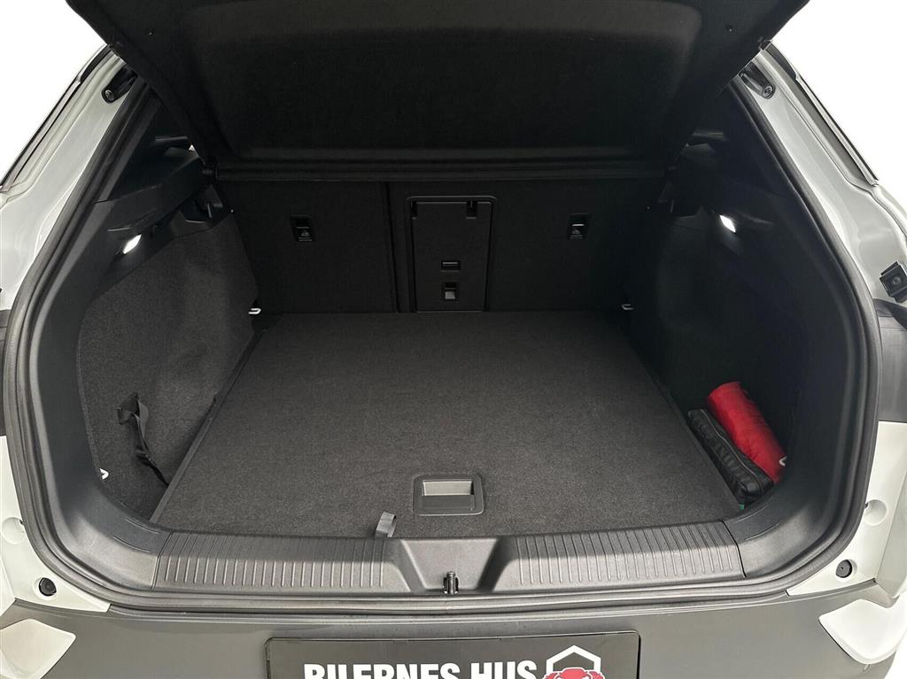 VW ID.4 EL Max Performance 204HK 5d Aut. - Image 13