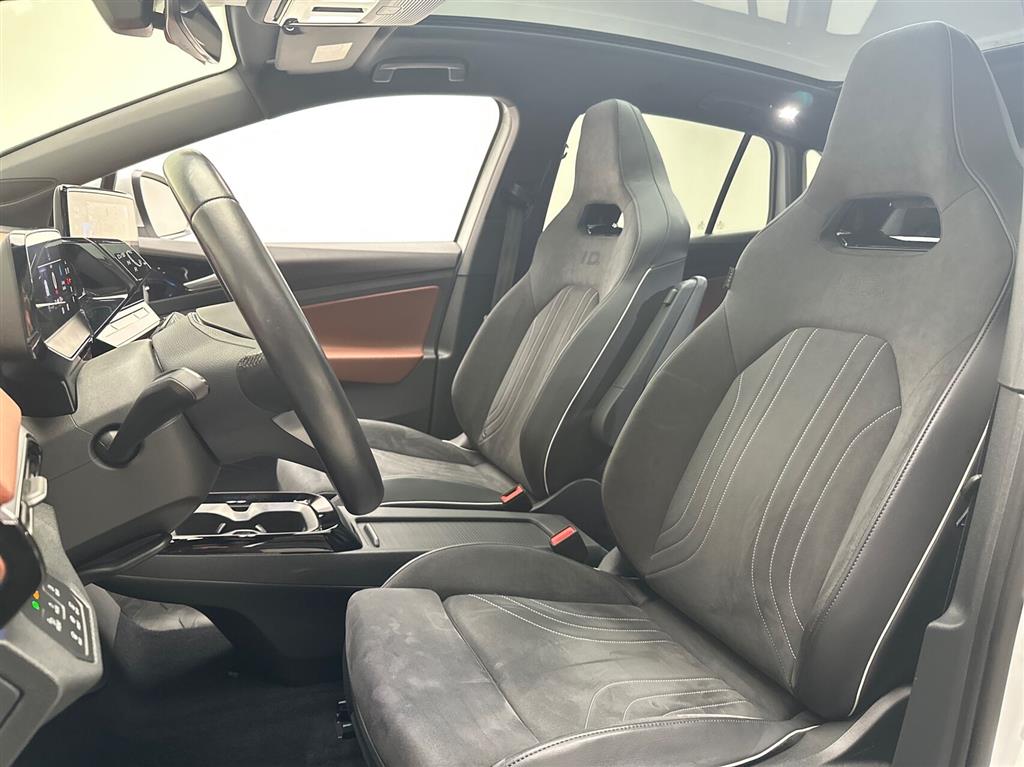 VW ID.4 EL Max Performance 204HK 5d Aut. - Image 18