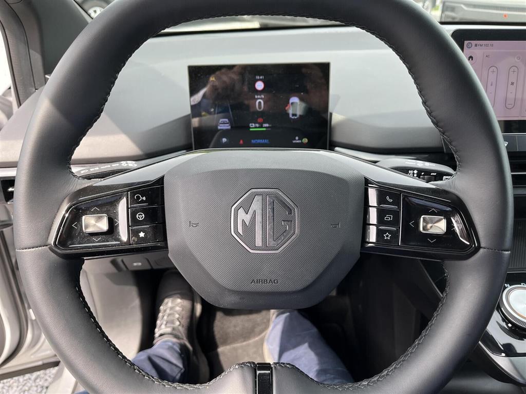 MG MG4 Electric EL Comfort 204HK 5d Aut. - Image 9
