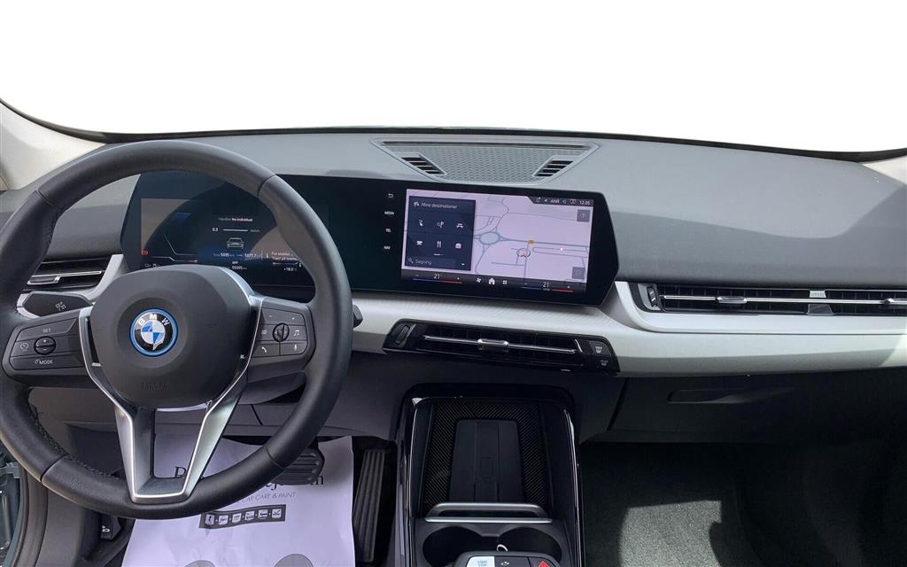 BMW iX1 eDrive20 EL xLine 204HK 5d Aut. - Image 11