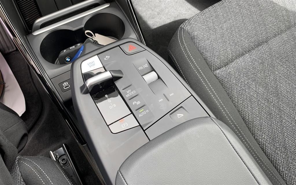 BMW iX1 eDrive20 EL xLine 204HK 5d Aut. - Image 14