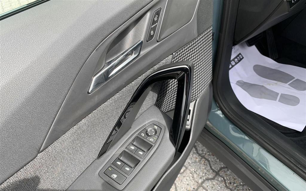 BMW iX1 eDrive20 EL xLine 204HK 5d Aut. - Image 15