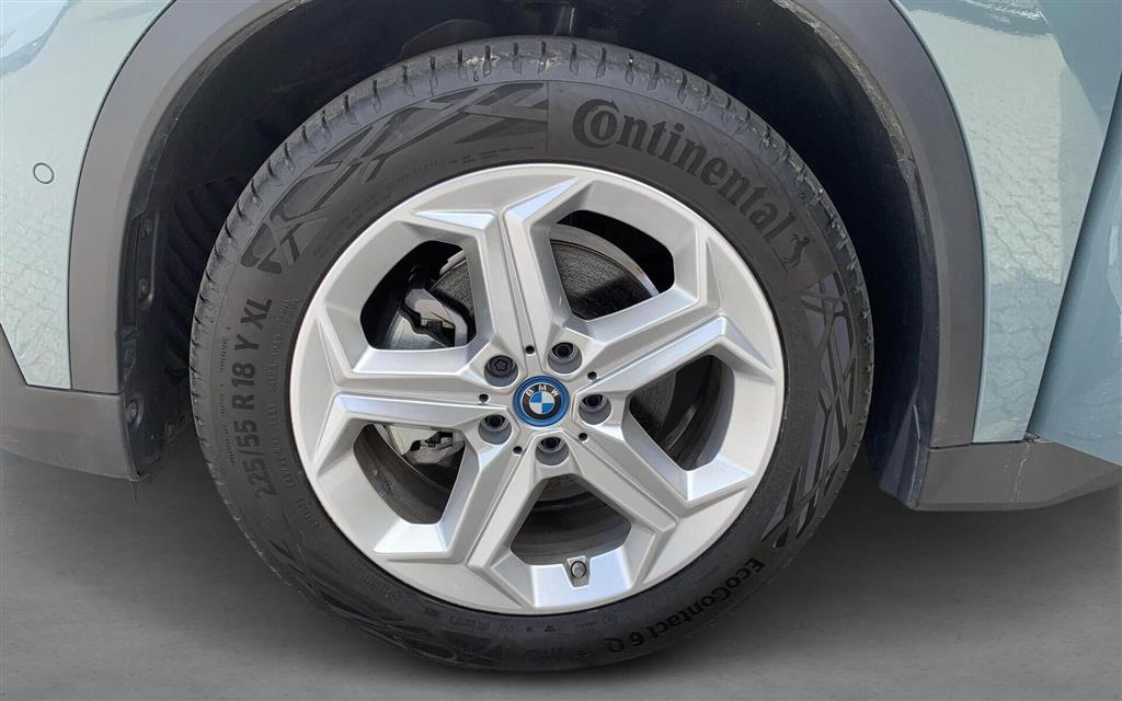 BMW iX1 eDrive20 EL xLine 204HK 5d Aut. - Image 16