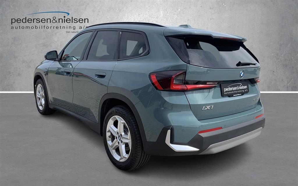 BMW iX1 eDrive20 EL xLine 204HK 5d Aut. - Image 3