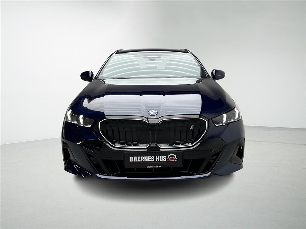 BMW i5 eDrive40 Touring EL Fully Charged 340HK Stc Aut. - Image 7