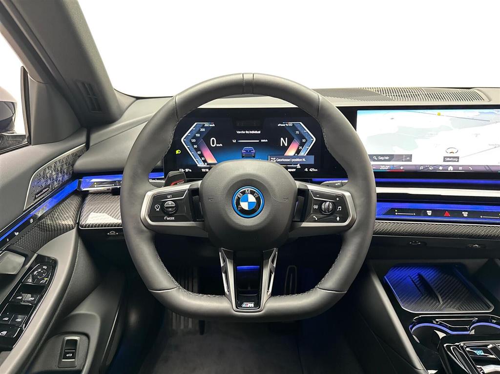 BMW i5 eDrive40 Touring EL Fully Charged 340HK Stc Aut. - Image 10