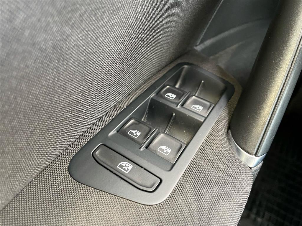 VW e-Golf EL Comfortline 136HK 5d Aut. - Image 15