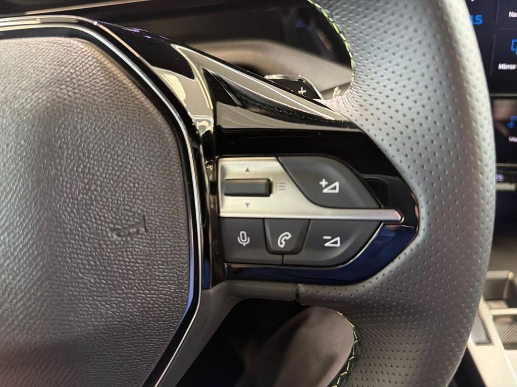 Peugeot e-408 EL 58 GT 210HK 5d Aut. - Image 14