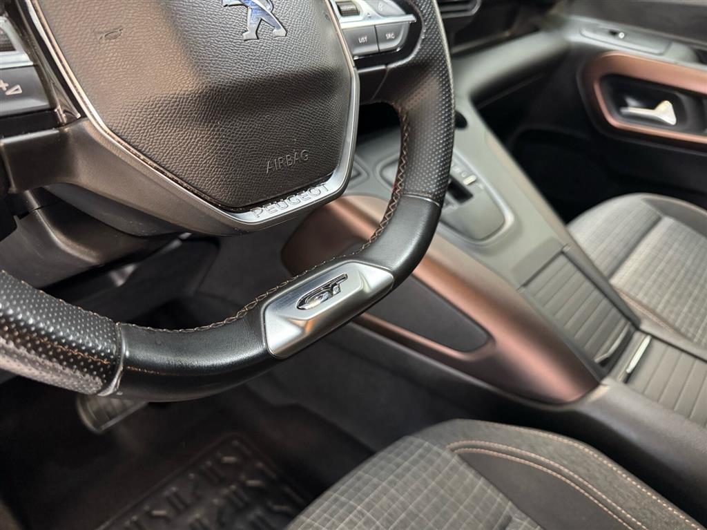 Peugeot e-Rifter L1 EL GT Line 136HK Aut. - Image 18